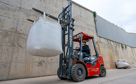 FIBCs: Por que são a escolha preferida para logística de cargas a granel?